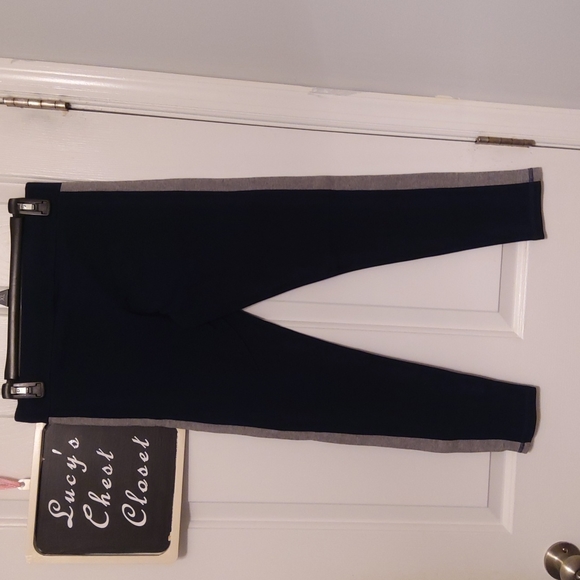 New York & Company Pants & Jumpsuits New York Company Leggins M